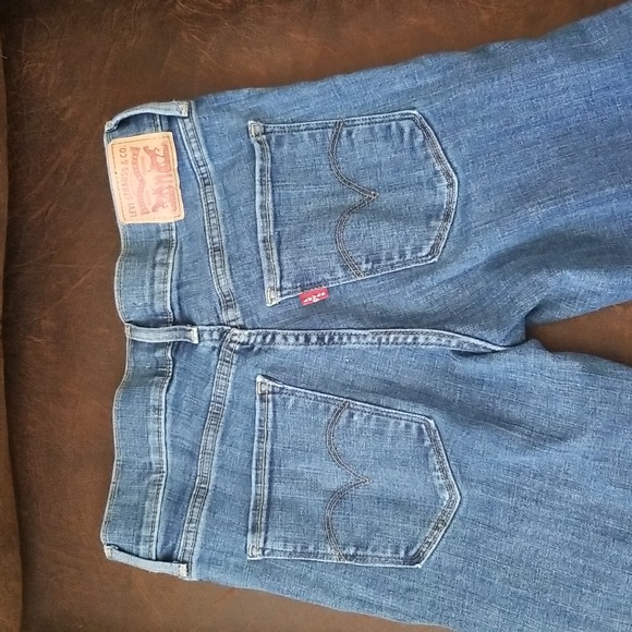 #BB - Levi's Shaping Bootcut 26.5W 27.25L - Picture 8 of 11